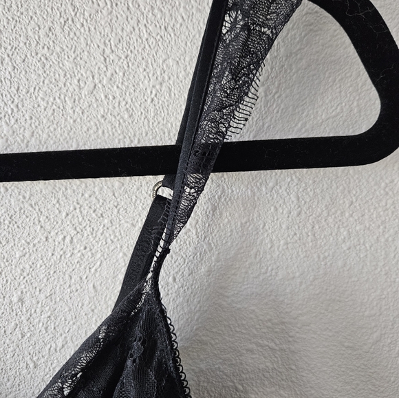 Victoria's Secret Lingerie - Picture 6 of 13